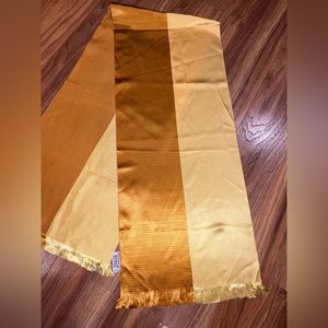 Beautiful two tone, vintage golden scarf